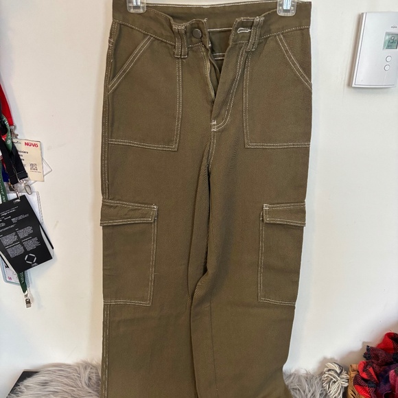 Baggy pants kaki - Picture 1 of 3